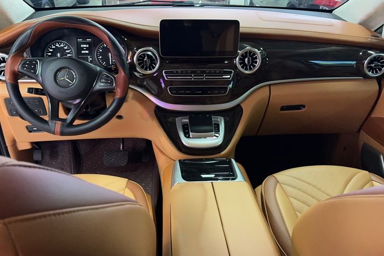 Used Mercedes-Benz Vito 2021 2.0T Business Version 7 Seats