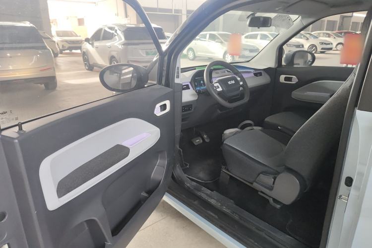 Used Chery QQ Ice Cream 2022 170km Sundae Phosphate Lithium-Ion Driver Seat