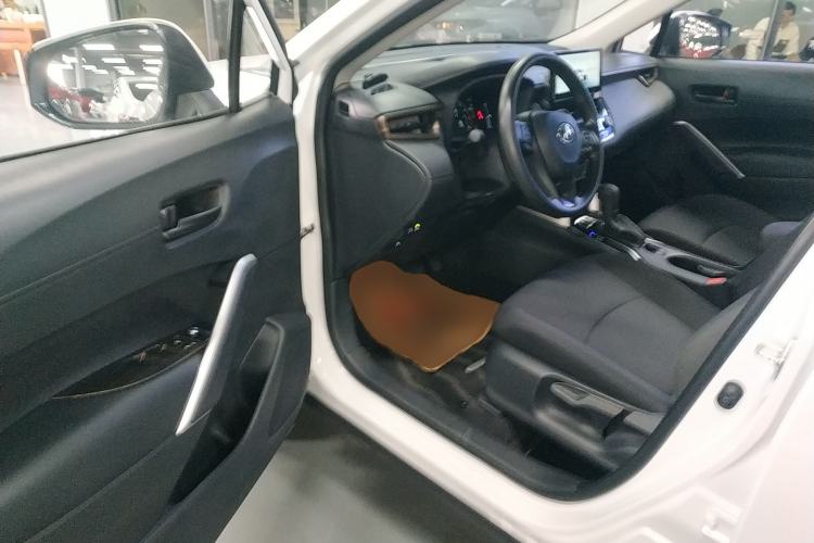 Used Toyota Corolla Cross 2024 2.0L Smart Electric Hybrid Dual-Engine Pioneer Edition