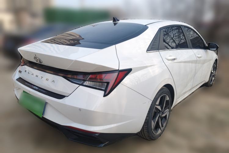 Used Hyundai Elantra 2021 1.5L CVT LUX Prestige Edition Rear Right 45 Deg
