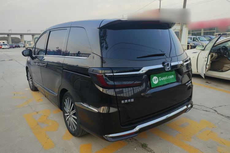 Used Honda Elysion 2022 2.0L eHEV Luxury First Edition
