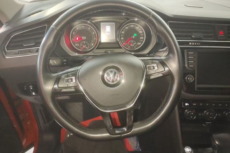 Used Volkswagen Tiguan L 2018 330TSI Automatic Two-Wheel Drive Flagship Edition