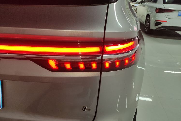 Used Geely Auto Monjaro L 2021 2.0TD DCT EVO Two-Wheel Drive Smart Luxury Version
