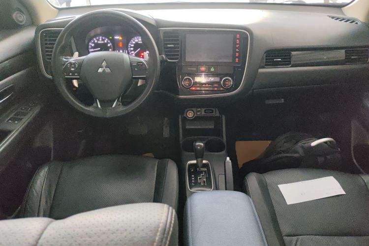 Used Mitsubishi Outlander 2016 2.4L 4x4 Elite Edition 5 Seats
