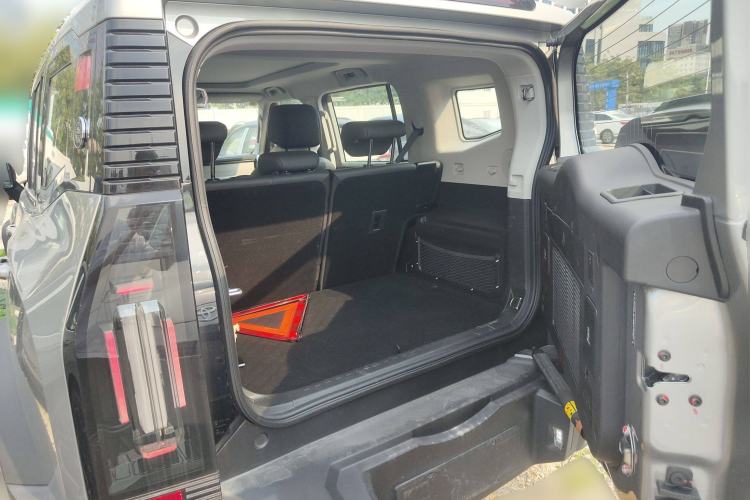 Used JETOUR Traveler 2023 2.0T All-Wheel Drive Conquer PRO