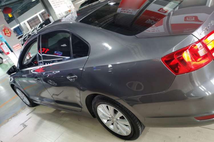 Used Volkswagen Sagitar 2014 Revised Version 1.4TSI Automatic Luxury Edition