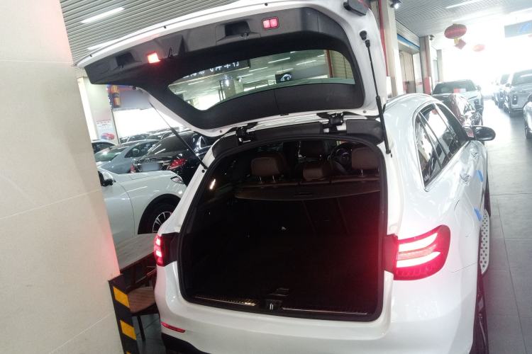 Used Mercedes-Benz GLC 2019 GLC 260 L 4MATIC Luxury Model
