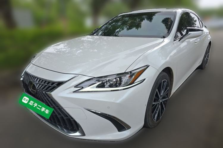 Used Lexus ES 2022 300h Excellence Edition