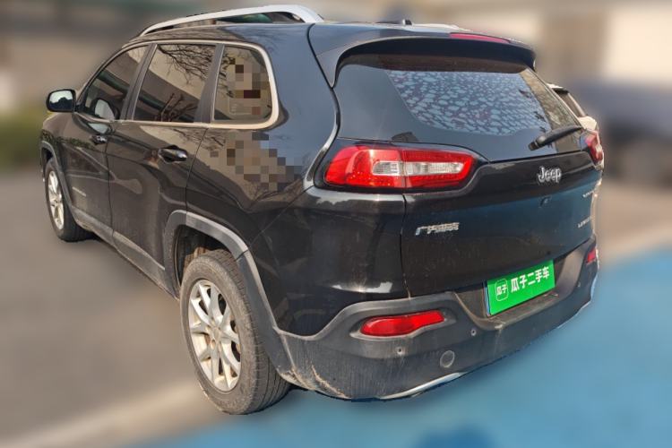 Used Jeep Cherokee 2017 2.0L Superior Edition