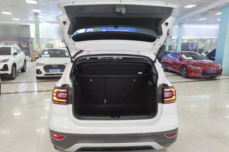 Used Volkswagen Tacqua 2021 1.5L Automatic Yue Zhi Lian Edition Trunk