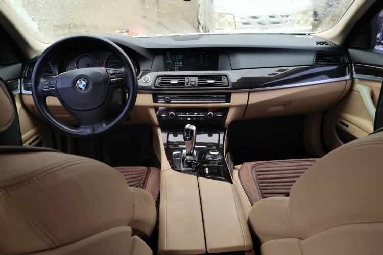 Used BMW 5 Series 2012 530Li Leading Model
