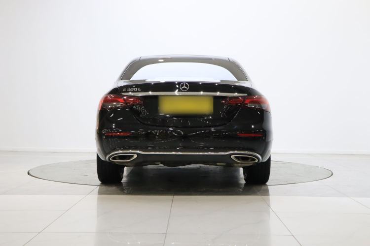 Used Mercedes-Benz E-Class 2021 Restyled E 300 L Luxury Edition Exterior 3