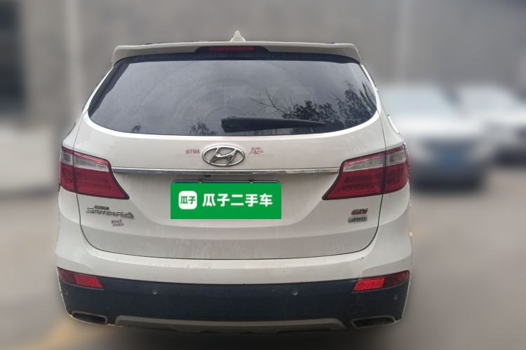Used Hyundai Grand SantaFe 2013 3.0L 7-Seater Two-Wheel Drive Comfort Edition Rear