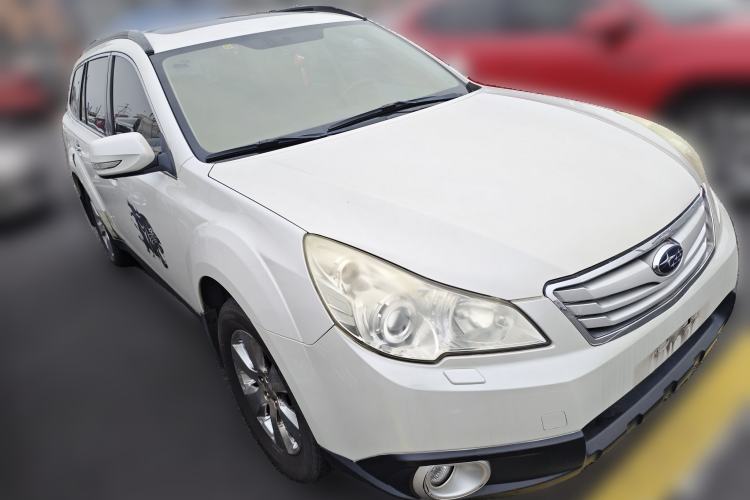 Used Subaru Outback 2010 2.5i Luxury Edition Front Right 45 Deg