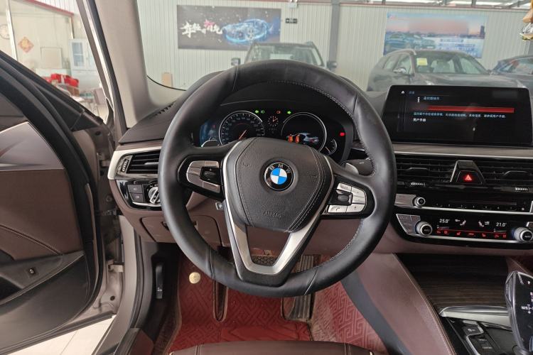 Used BMW 5 Series 2018 Facelifted 530Li xDrive Luxury Package
