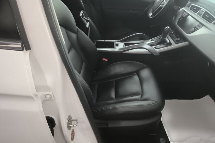 Used Geely Auto Emgrand X7 Sport 2018 1.8TD Automatic Two-Wheel Drive Smart Connect 4G Internet Edition