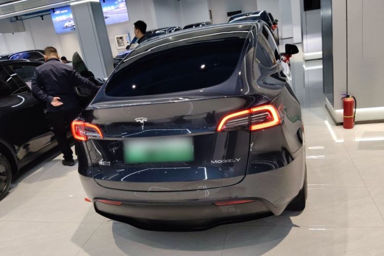 Used Tesla Model Y 2024 Rear-Wheel-Drive Version
