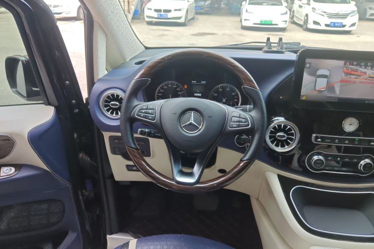 Used Mercedes-Benz Vito 2018 2.0T Business Version China VI Emission Standard
