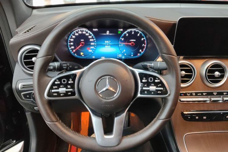 Used Mercedes-Benz GLC 2020 Facelift GLC 300 L 4MATIC Dynamic Edition