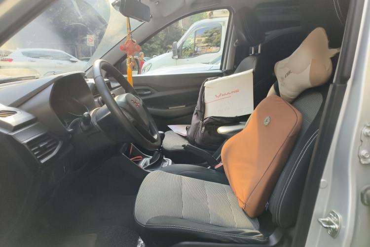 Used Wuling Hongguang 2021 1.5L S Base Version LAR
