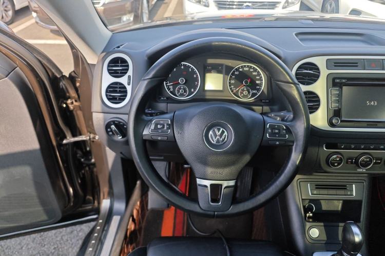 Used Volkswagen Tiguan L 2016 300TSI Automatic All-Wheel Drive Luxury Edition