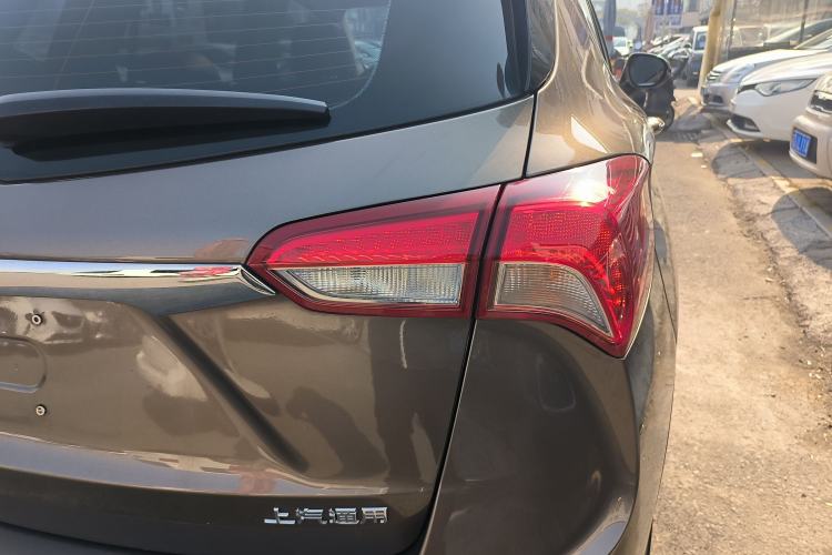 Used Buick Envision 2018 20T Two-Wheel-Drive Leading Model