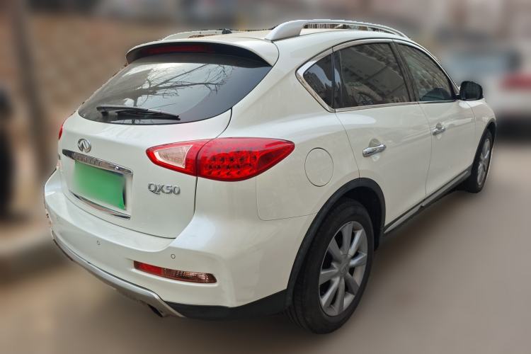Used Infiniti QX50 2015 2.5L Comfort Edition
