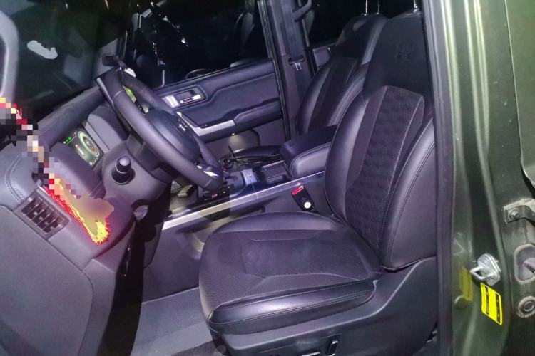 Used 212 T01 2024 2.0T Explorer Left Front Seat