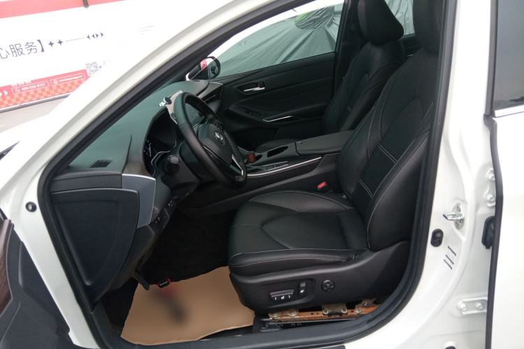 Used Toyota Avalon 2019 2.0L Ambition Edition China VI