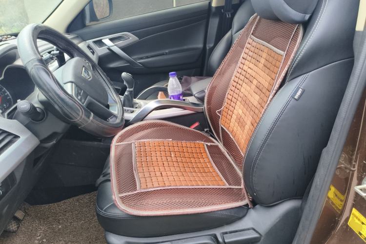 Used Geely Auto Emgrand X7 Sport 2016 2.0L Manual ZhiShang Version Left Front Seat