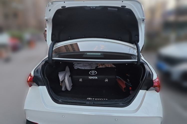 Used Toyota Avalon 2024 Dual-Motor 2.0L Luxury Edition