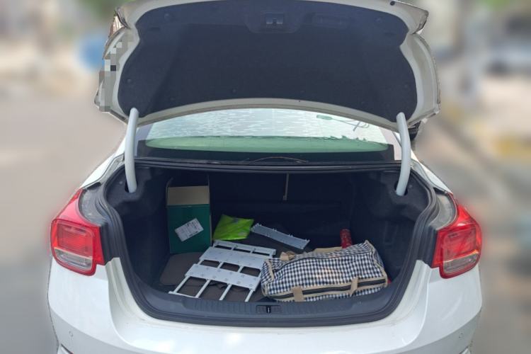 Used Chevrolet Malibu 2014 2.0L Automatic Comfort Edition Trunk