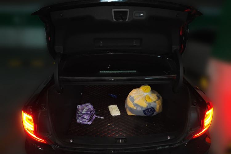 Used Volvo S90 2019 T5 Zhiyi Edition Trunk