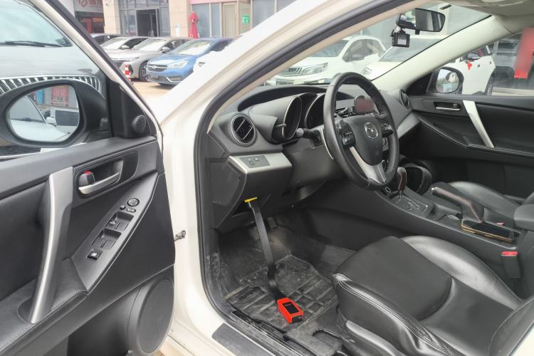 Used Mazda 3 2012 Hatchback 2.0L Automatic Luxury Model
