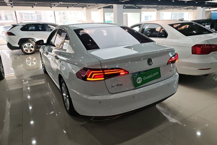 Used Volkswagen Bora 2019 1.5L Automatic Comfort Model Rear Left 45 Deg