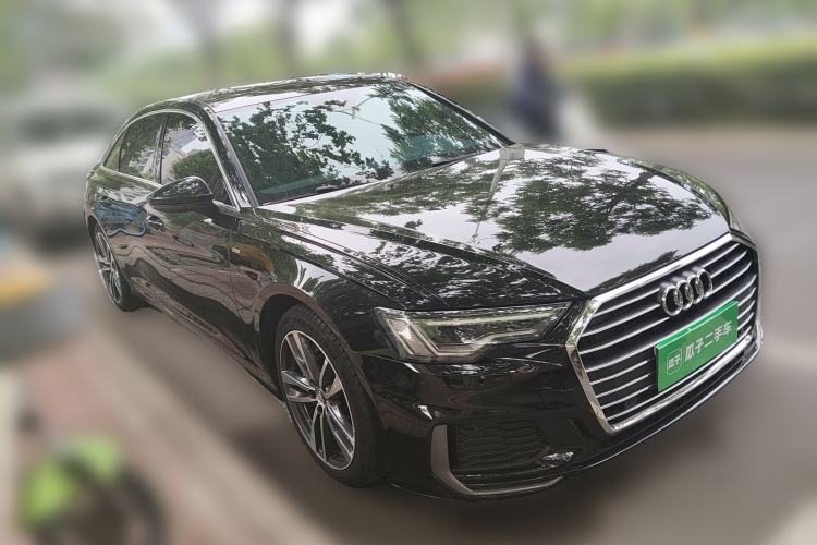 Used Audi A6L 2020 40 TFSI Luxury Dynamic Edition Front Right 45 Deg