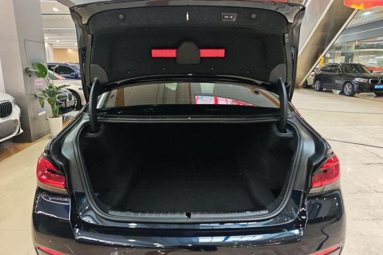 Used BMW 5 Series 2022 Second Facelift 530i M Sport Package