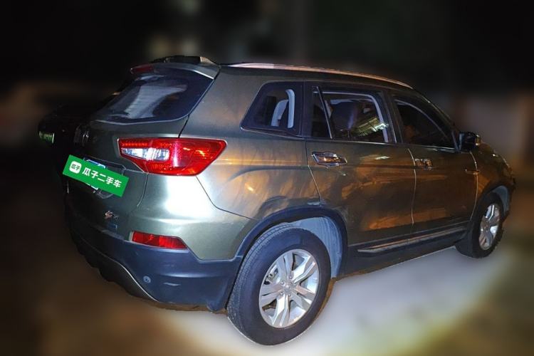 Used Changan CS75 2016 2.0L Manual Luxury Version China IV Standard
