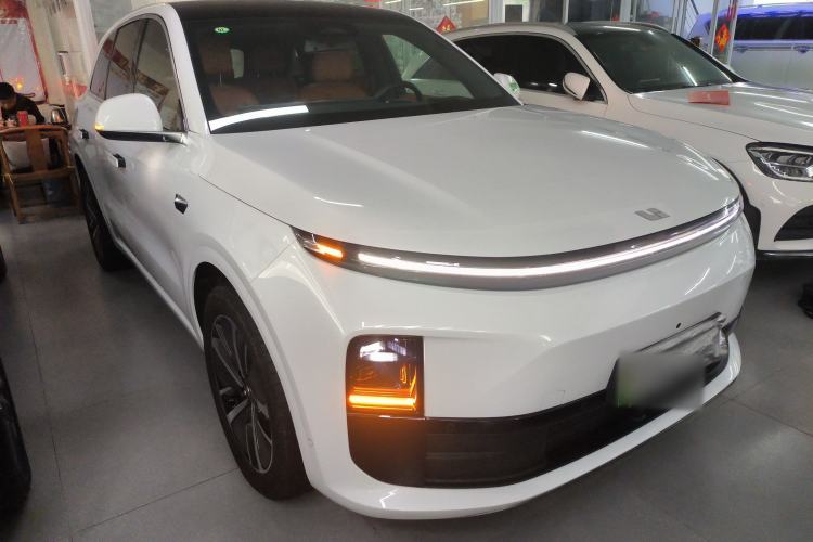 Used Li Auto L6 2024 Pro Model Front Right 45 Deg