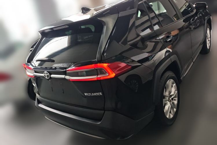 Used Toyota Wildlander 2022 2.0L CVT Two-Wheel Drive Leading Edition
