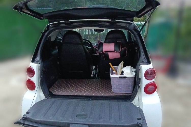 Used smart fortwo 2014 1.0 MHD Midnight Purple Limited Edition Trunk