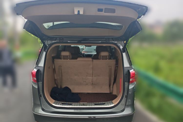 Used Buick GL8 2018 ES 28T Flagship Model China VI Standard Trunk