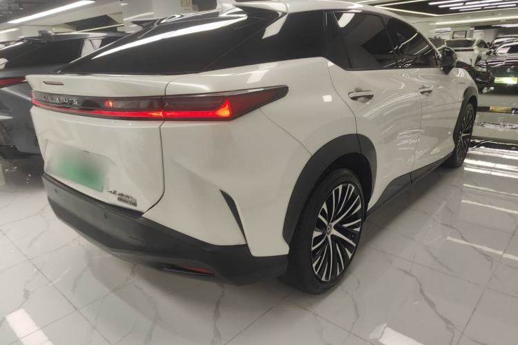 Used Lexus RZ 2023 450e All-Wheel-Drive Long-Range Version Rear Right 45 Deg