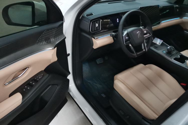 Used BYD Song Pro New Energy 2025 Second-Generation DM-i 115KM Overachiever Trim Driver Seat