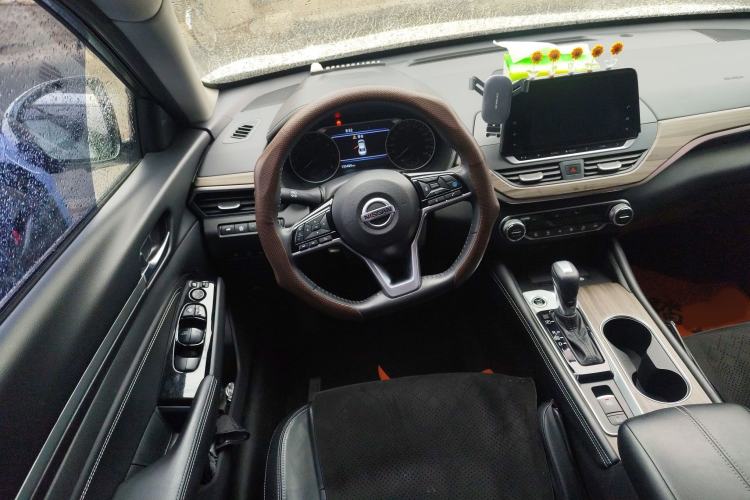 Used Nissan Teana 2021 2.0L XL Upper AD1 Smart Drive & Navigation Edition
