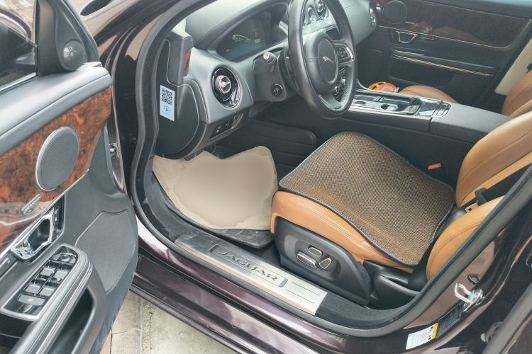 Used Jaguar XJ 2014 XJL 3.0 SC Four-Wheel Drive Panoramic Business Edition