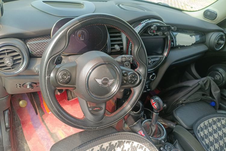 Used MINI MINI 2016 2.0T COOPER S Pioneer Edition