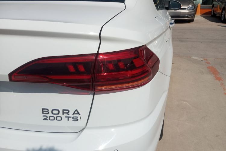 Used Volkswagen Bora 2023 200TSI DSG Enjoyment Edition Right Rear Taillight