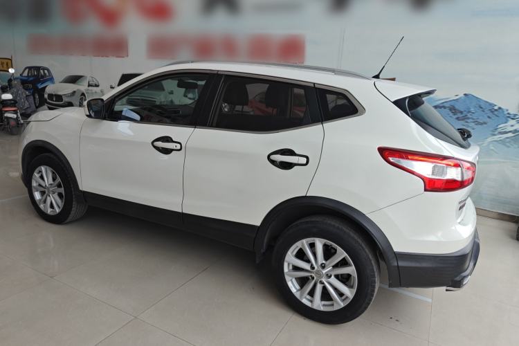 Used Nissan Qashqai 2016 2.0L CVT Elite Edition
