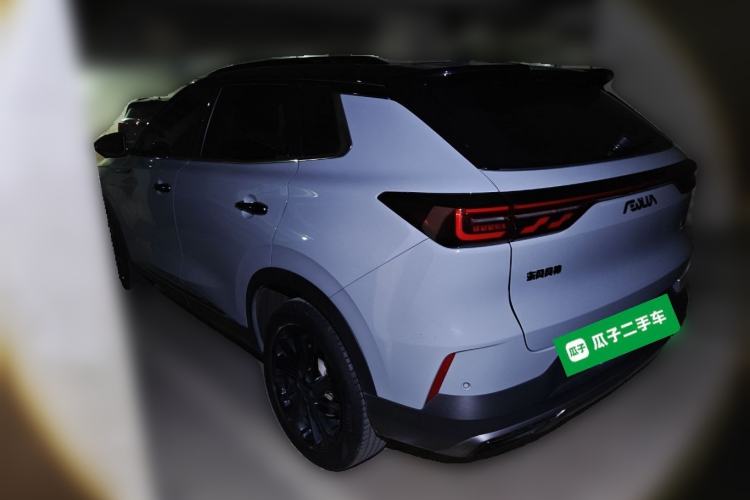 Used Dongfeng Aeolus Huge 2022 Mach Dual-Motor 1.5T MHD Dare-to-Dream Edition